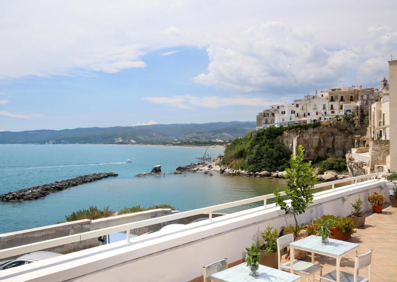 Hotel Punta San Francesco Vieste Exteriör bild